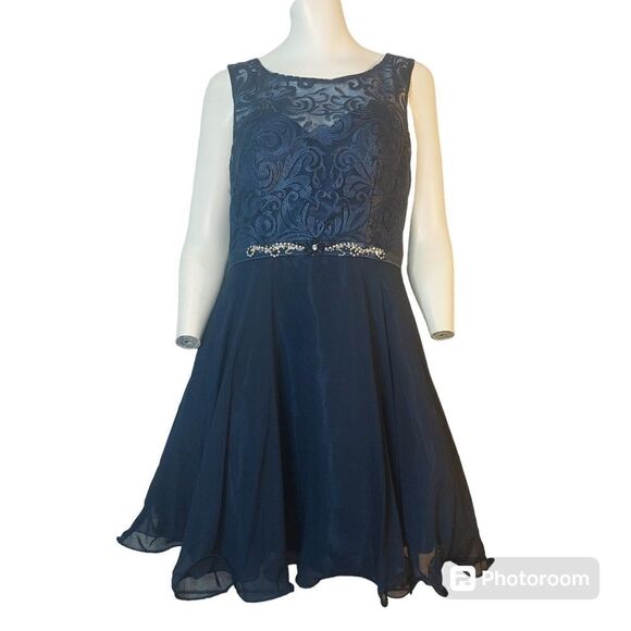 NWT Elizabeth K Lace Bodice Chiffon Navy Blue Semi-Formal Dress, Size M - Picture 1 of 16